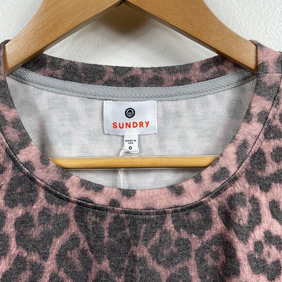 New Sundry Animal Print Drapey Pullover Sweater Women's Size Size 0/XS - Picture 5 of 10